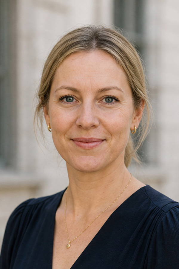 Laura Stein